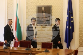 Продължаваме Промяната - нечленуващи в парламентарна група депутати - среща