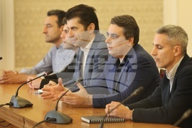 Продължаваме Промяната - нечленуващи в парламентарна група депутати - среща