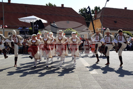 Хърватия - фолклорен фестивал "Джаковска шевица“