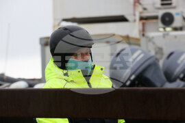 Национална антарктическа експедиция - Остров Ливингстън - Военен научноизследователски кораб „Св. Св. Кирил и Методий“ - НИК 421