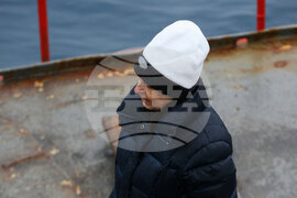 Национална антарктическа експедиция - Остров Ливингстън - Военен научноизследователски кораб „Св. Св. Кирил и Методий“ - НИК 421