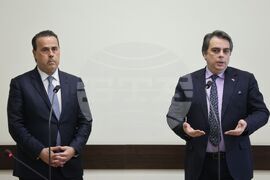 Министерство на финансите - Асен Василев - Ставрос Папаставру - среща - изявления