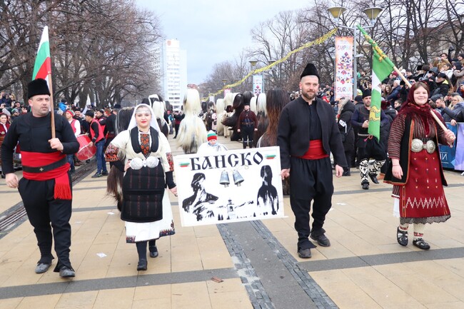 Банско спечели голямата награда – „Златна маска“ на фестивала в Перник
