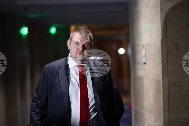 Парламент - ДПС - брифинг