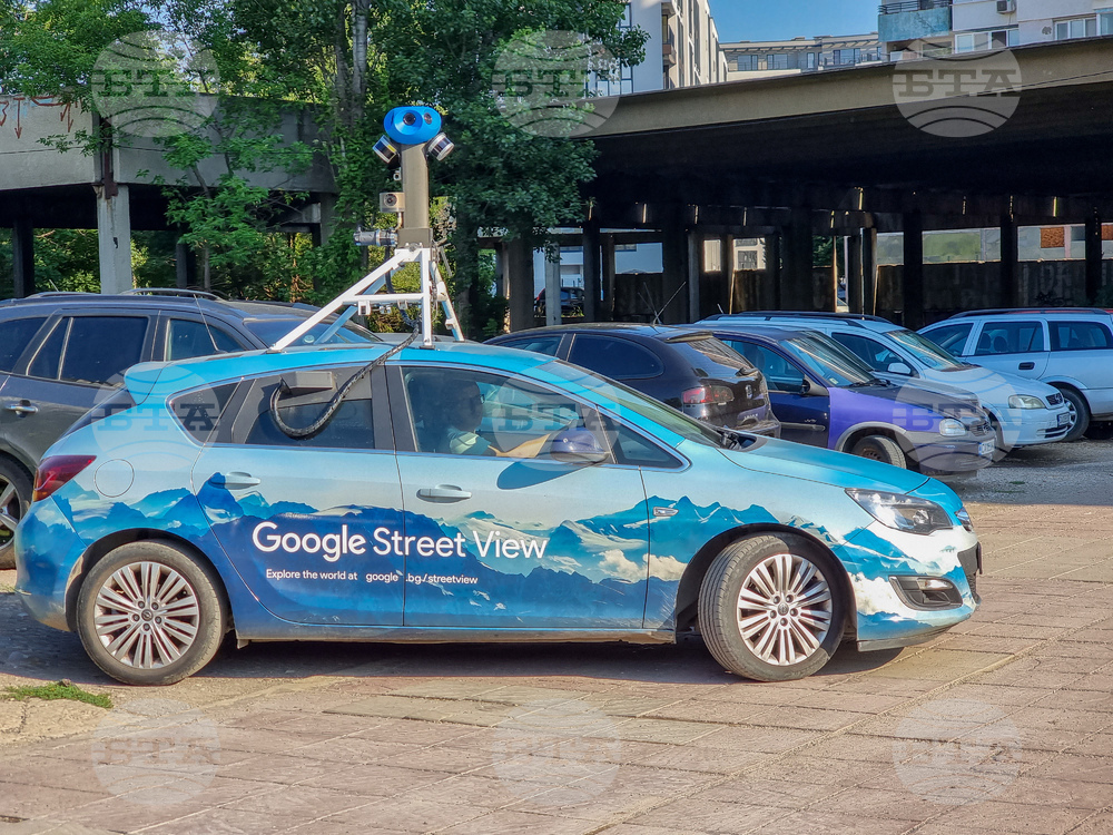 Автомобил - Google Street View