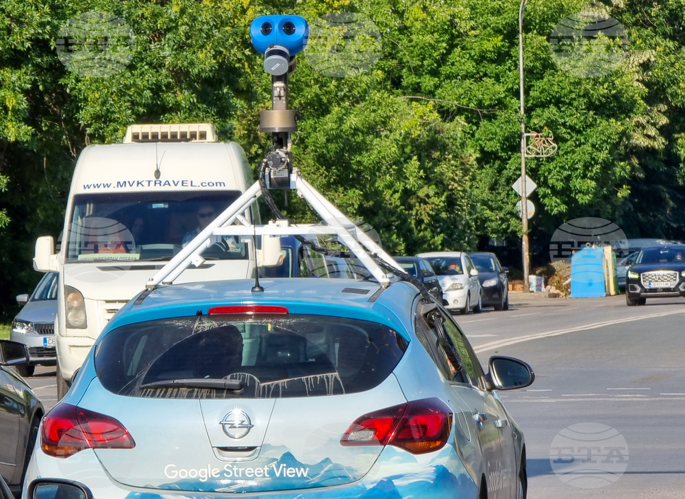 Автомобил - Google Street View