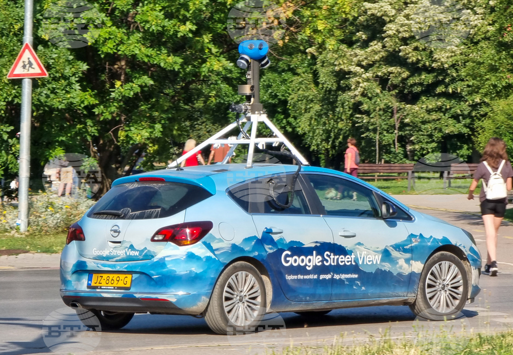 Автомобил - Google Street View