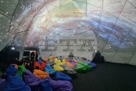 Турция - планетариум - първи турски космонавт