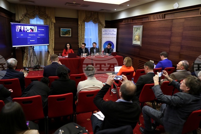 Кръгла маса - институт за глобални анализи