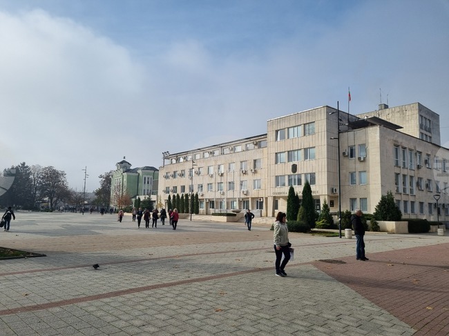 ВАС отмени наложена на Община Търговище финансова корекция от близо 250 000 лв. по проекта за модернизация на уличното осветление