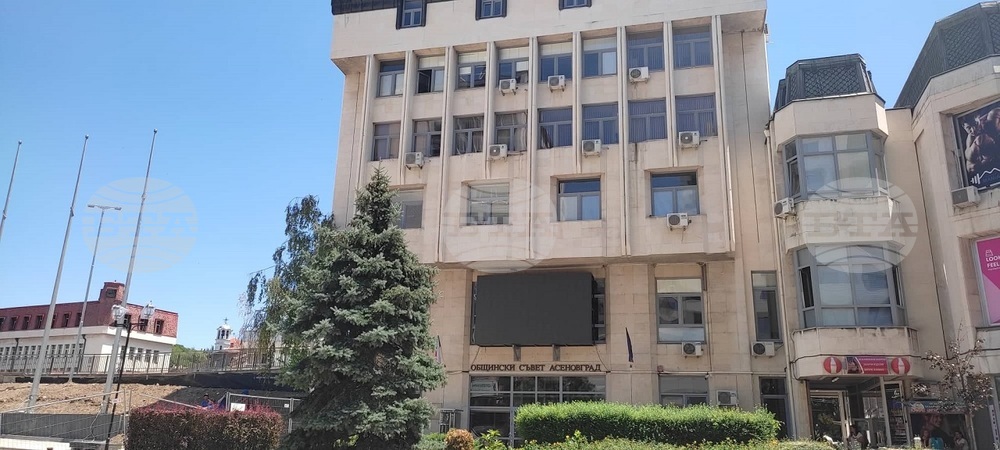 Община Асеновград награди състезателката по карате киокушин Никол Харизанова