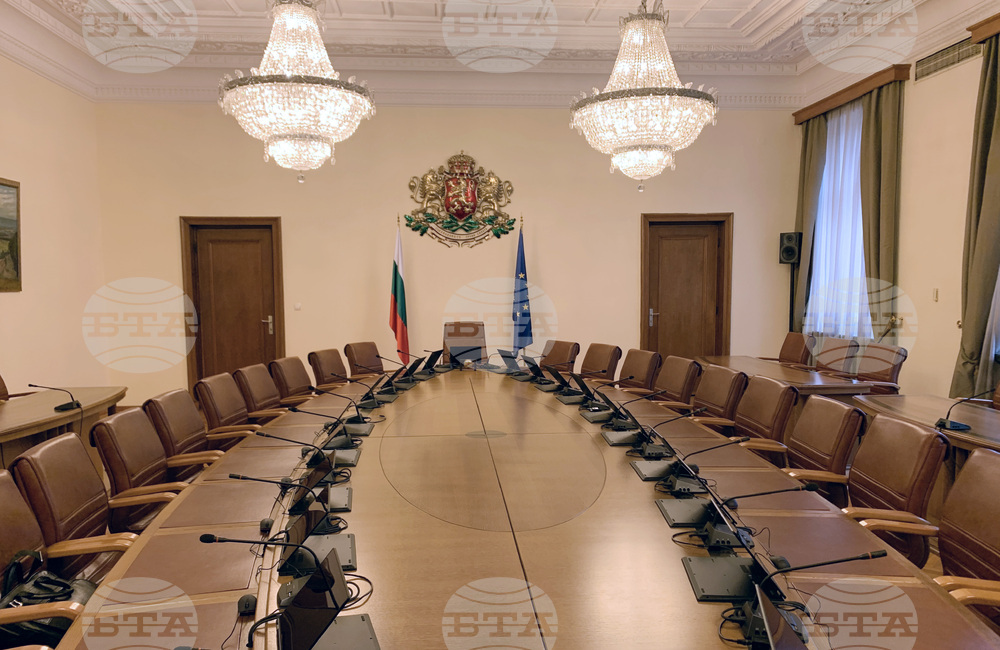 Допълнителни трансфери за общините за компенсиране на родители на деца, неприети в държавни или общински детски градини, предстои да разгледа кабинетът