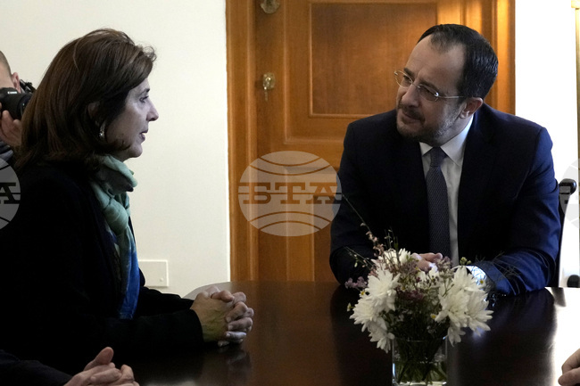 Пратеникът на ООН в Кипър отчете недостатъчен напредък в подготовката на нова среща по кипърския въпрос