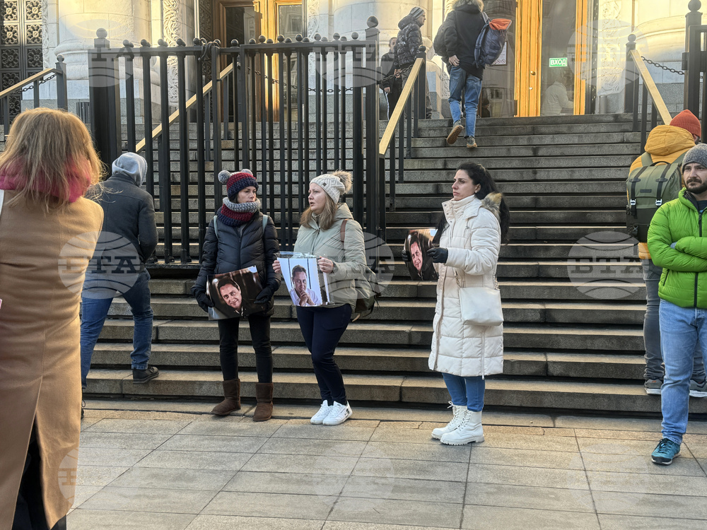 Съдебна палата - близки на убития Пейо Пеев