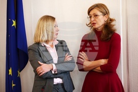 Народно събрание - кръгла маса