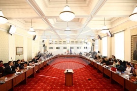 Народно събрание - кръгла маса