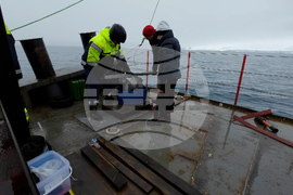 Антарктика - остров Ливингстън - антарктическо морско дъно - изследване