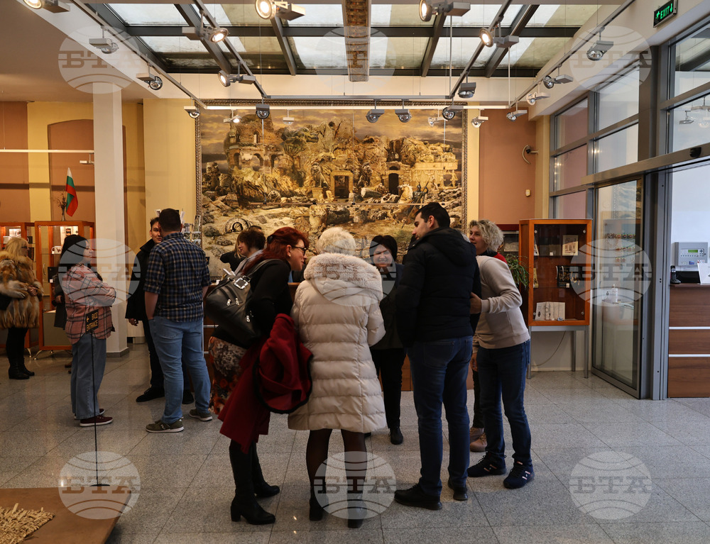 Пловдив - откриване на нова временна изложба - “Библиотека “Борис Дякович”