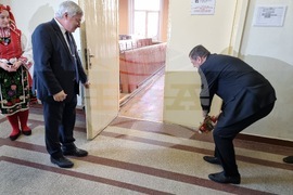 Русе - университет - интерактивни монитори