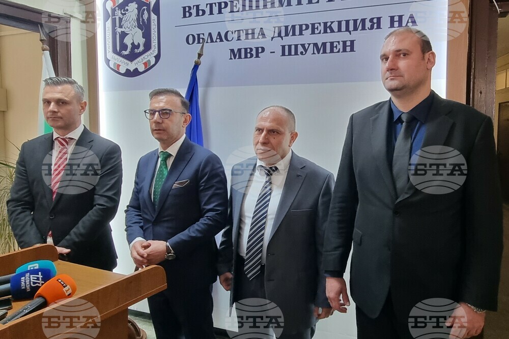 Предварителните сведения потвърждават, че в МВР са постъпвали сигнали за лица от президентството, каза в Шумен гл. комисар Живко Коцев
