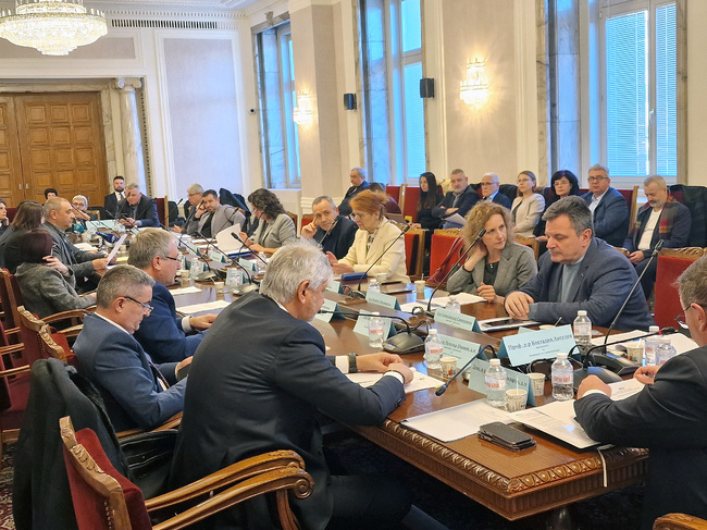 Нови изисквания ще „проследяват движението“ на лекарства между болниците и от производителя до пациента