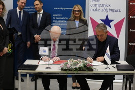 Министерство на иновациите и растежа - подписване на гаранционните споразумения между Европейския инвестиционен фонд