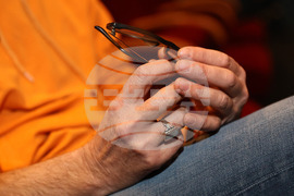 Пловдив - Спектакъл "Аз ли съм или не съм" по стихове на Борис Христов и Валери Петров