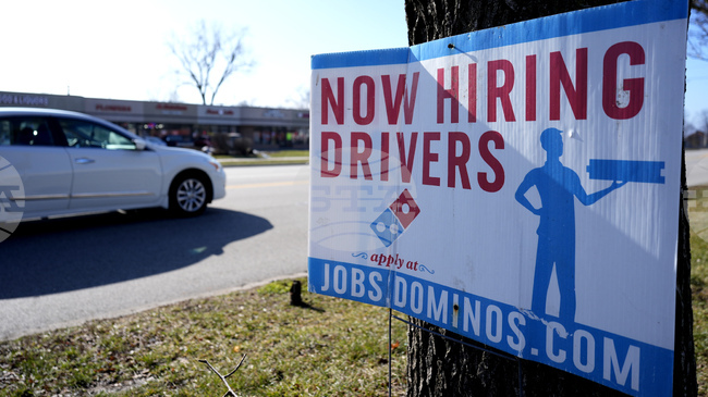 Заетостта в частния сектор в САЩ през ноември е намаляла, показват данни на Ей Ди Пи 