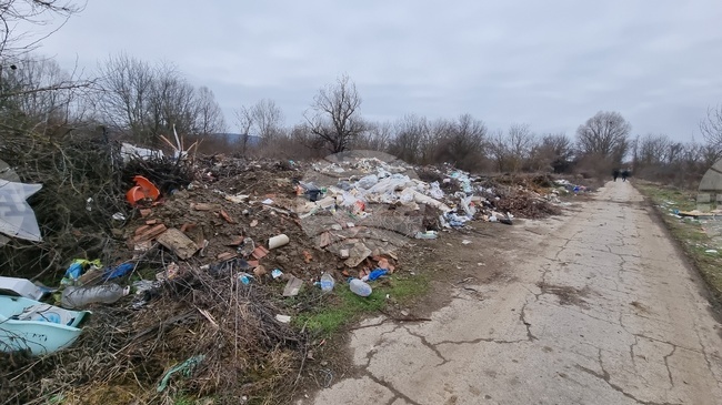 Село Йоглав - нерегламентирано сметище