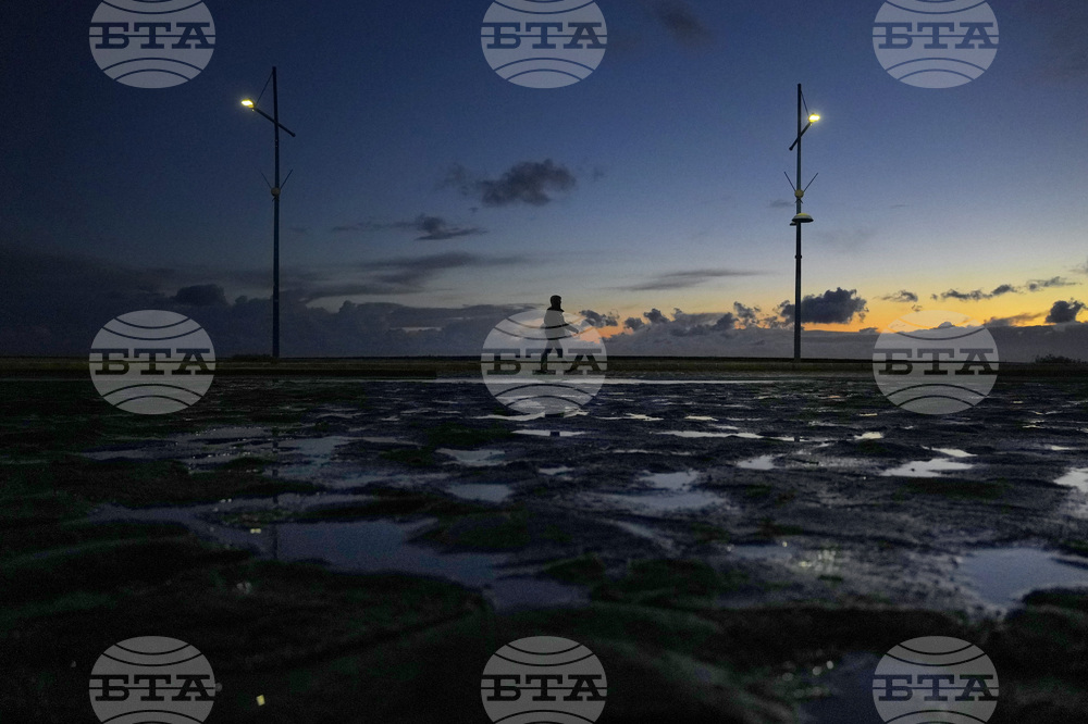 Обилни валежи обхванаха остров Кипър тази нощ, предизвиквайки наводнения и свлачища в северната част на острова