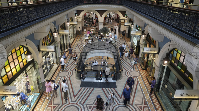 Темпът на покачване на потребителските цени в Австралия се забавя през ноември, но основната инфлация остава стабилна