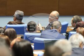 Парламент - заседание