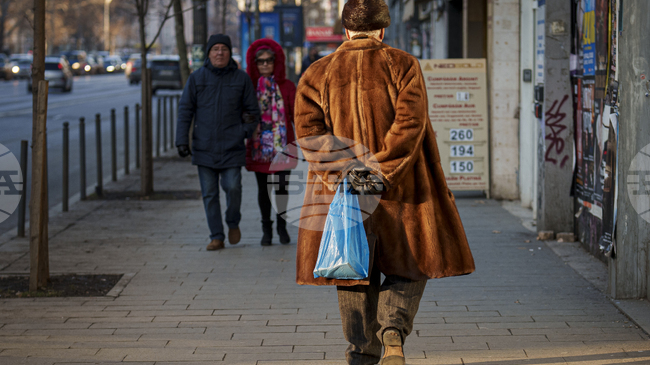 Румънците затягат коланите: доходите падат, разходите се увеличават, показва проучване на Националния статистически институт