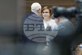 Парламент - заседание