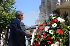 МВР - паметник - венци