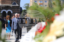 МВР - паметник - венци