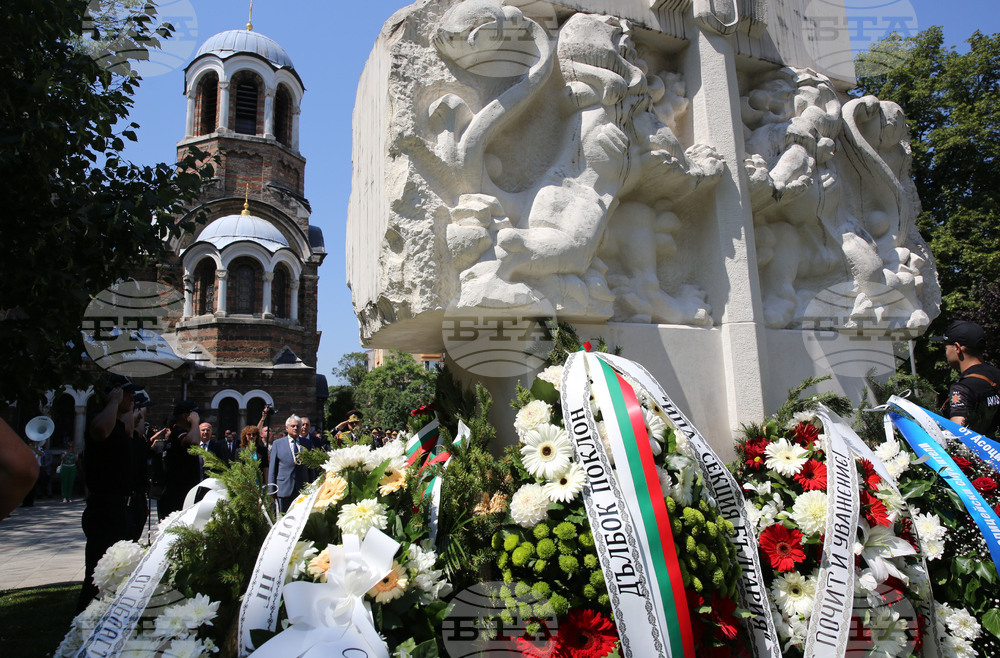 МВР - паметник - венци