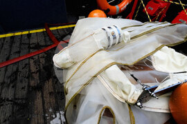 Национална антарктическа експедиция - остров Ливингстън - Елиза Узунова - изследвания