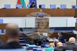 Парламент - заседание - Андрей Чорбанов