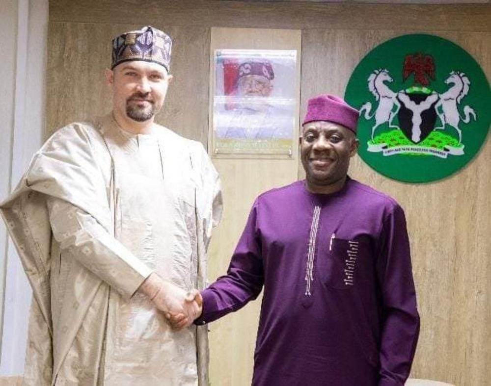 Bulgarian Ambassador to Nigeria Confers with Nigerian Minister of State for Health