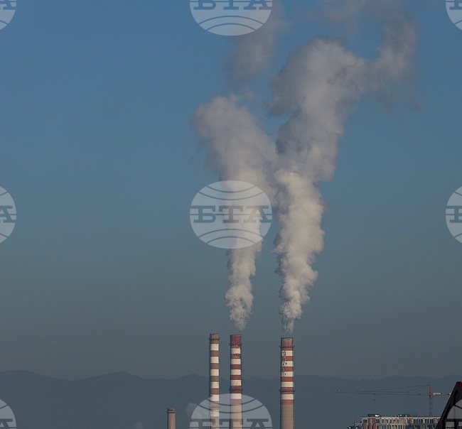 Парното в София вероятно ще бъде пуснато около 5-7 ноември, каза директорът на ТЕЦ-София Петър Петров 