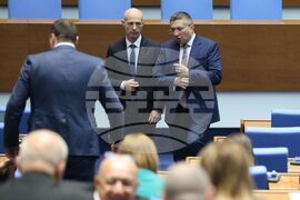 Парламент - заседание