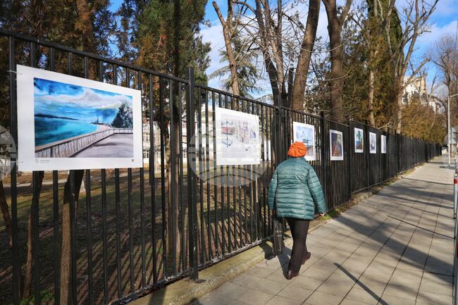 Бургас - „Цветовете на Бургас“ - ученическа изложба