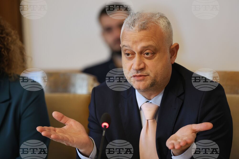 Парламент - Комисия по въпросите на децата, семейството, младежта и спорта - заседание