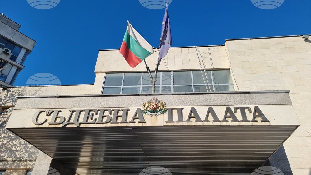 Задържаха мъж, откраднал 250 лева от бензиностанция в Добрич