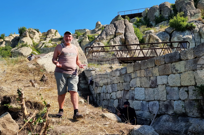 Кърджали - Перперикон - Николай Овчаров - разкопки