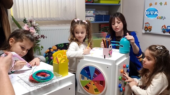 В две нови интерактивни зони възпитаниците на Детска градина „Митко Палаузов“ в Разград ще развиват творческите си възможности