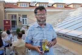 Васил Загоров - книга „Призраци в библиотеката“