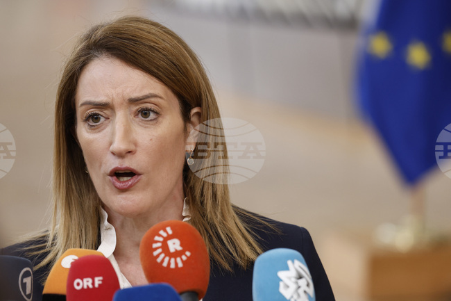 Председателката на Европейския парламент Роберта Мецола е на посещение в Израел и палестинските територии