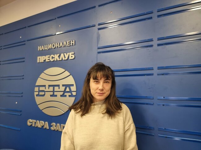 Оперно-театралната приказка "Красива птичка с цвят зелен“ представя богата и дълбока драматургия, смята режисьорката Анастасия Събева